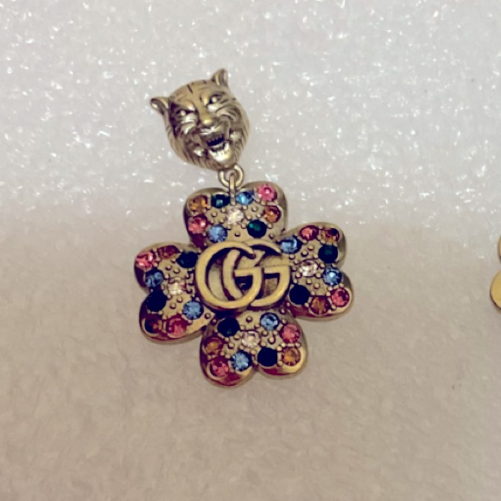 Gucci Feline Head  Earrings Authentic - Picture 2 of 16